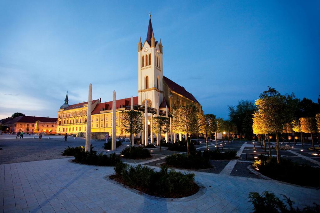 White Apartment Keszthely Luaran gambar